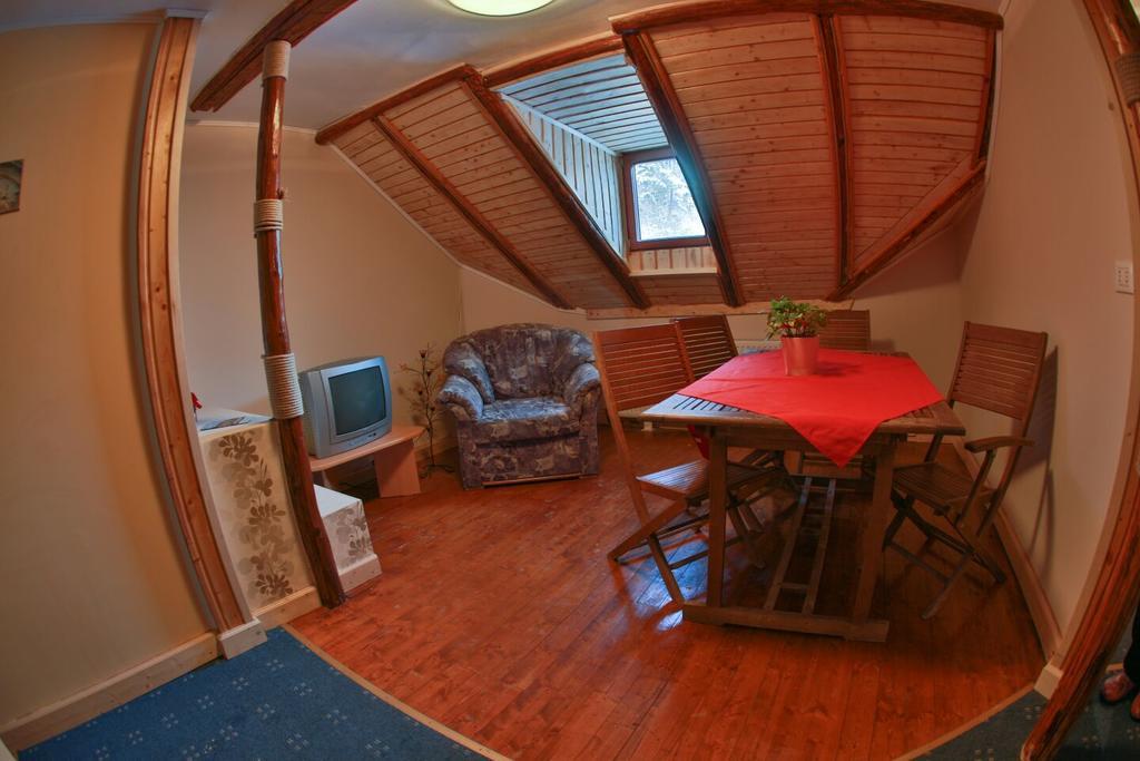 Pensiunea Kristin Brasov Braşov Quarto foto