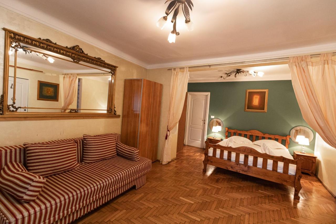 Pensiunea Kristin Brasov Braşov Exterior foto