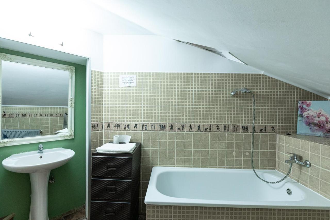 Pensiunea Kristin Brasov Braşov Exterior foto